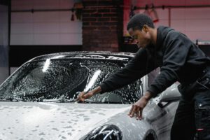 Carwash Mr. Bubbels - professionele auto binnen- en buitenreiniging in Nederland, Leeuwarden